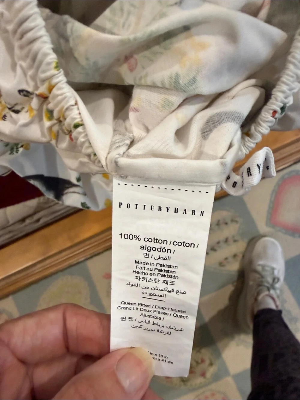 Pottery Barn Cotton Queen Sheet Set  Print Holiday Flat fitted 2 Pillowcases